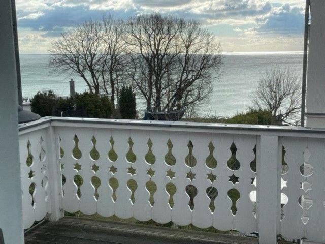 Villa Seestern - Ferienhaus Mit Meerblick Sassnitz Eksteriør billede